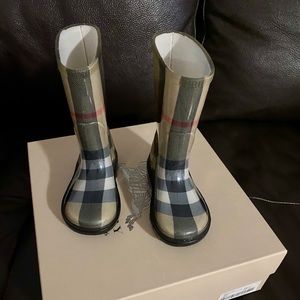 Burberry rain boots